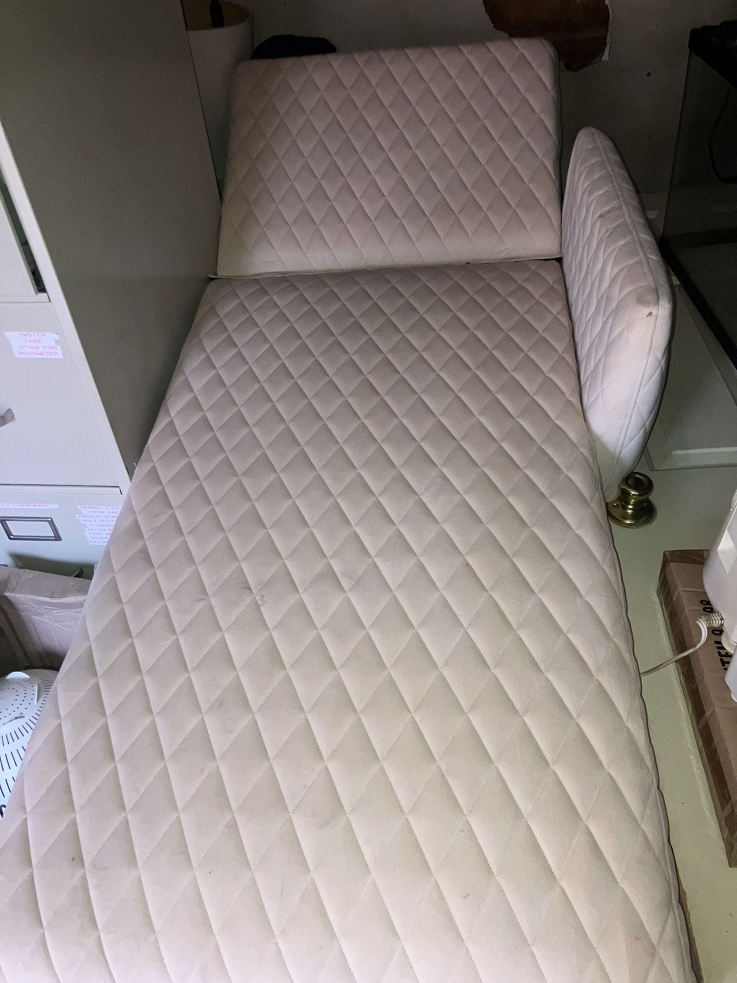Reclining lounge Chair
