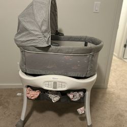 Graco Electric Bassinet