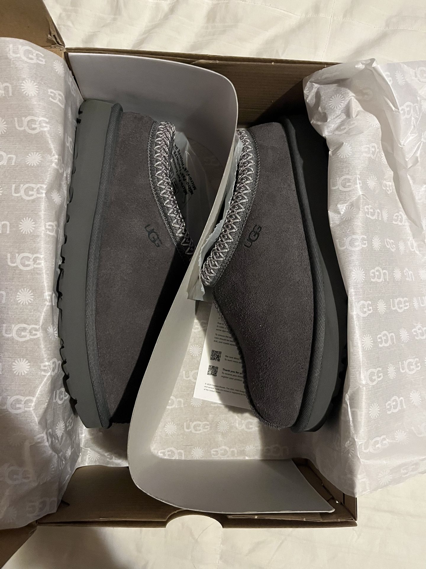 Grey Ugg Tasman