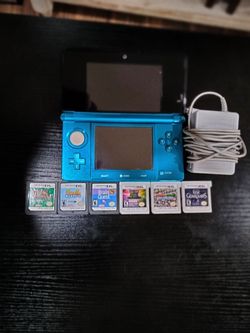 Nintendo 3DS Aqua Blue Bundle + 6 Games