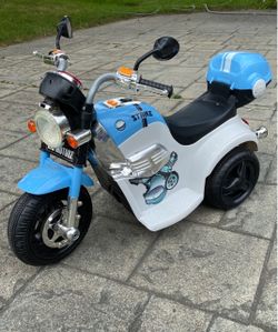Kids 3 wheel battery powered motorcycle