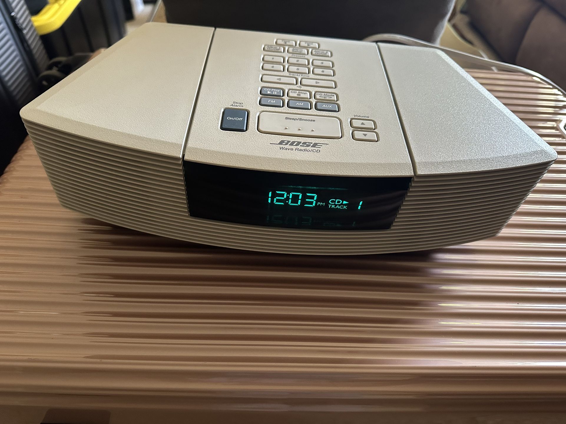 Bose Wave Radio CD Player AM FM Clock Music System Model AWRC1P