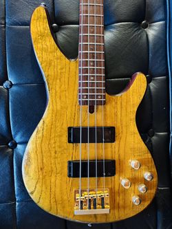 Yamaha TRB-4II Bass Guitar