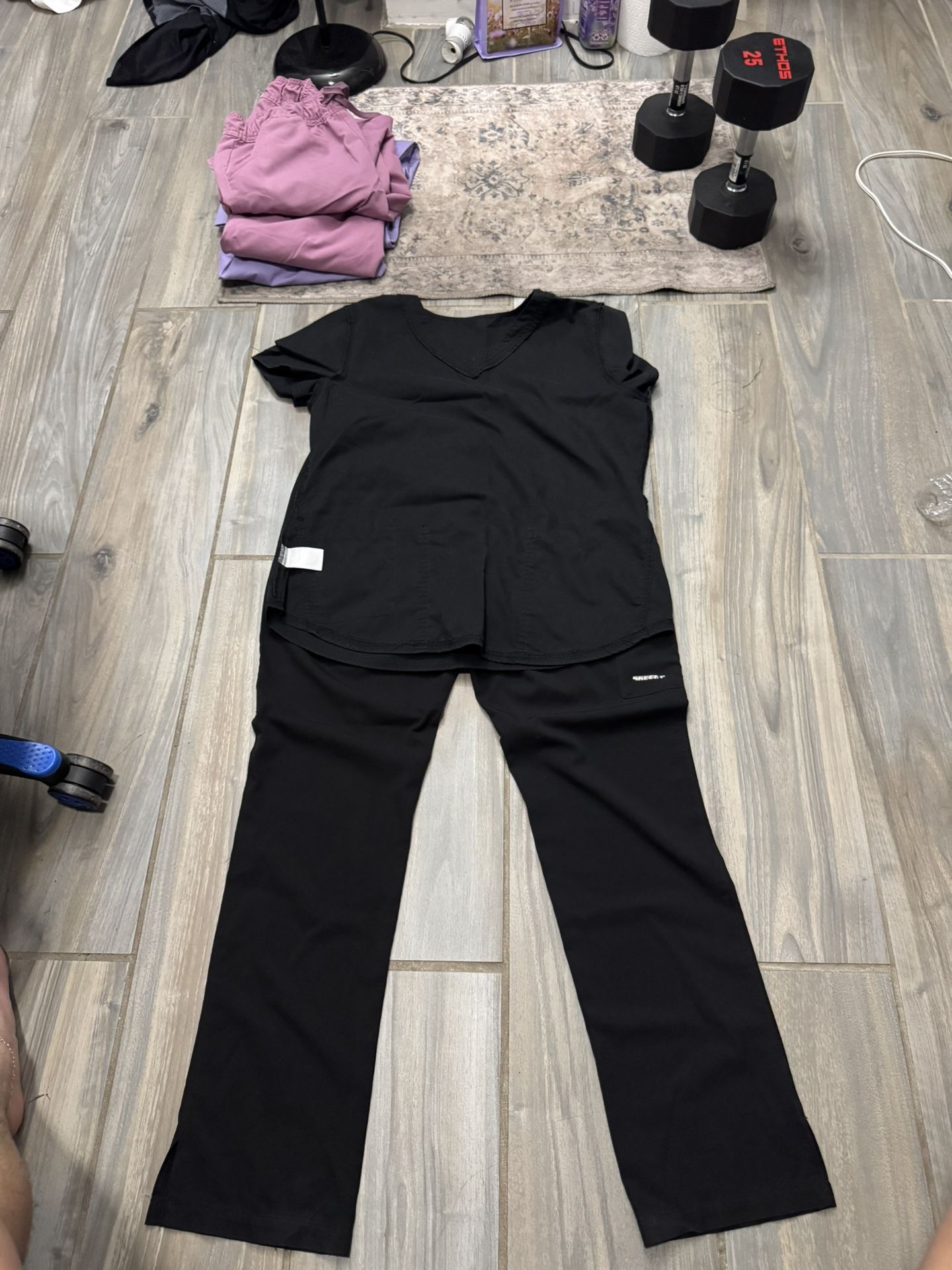 Women’s Scrubs