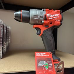 Milwaukee M18 Fuel Hammer Drill/driver Brand New 