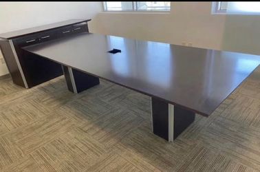 10ft conference w/ credenza