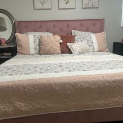 COLCHÓN Y CAMA (EXCELENTES CONDICIONES)