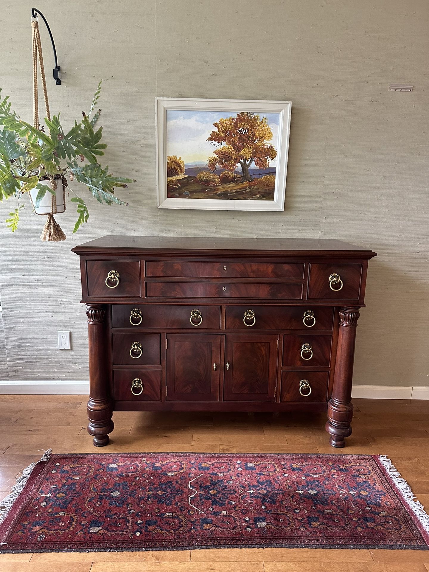 Henredon Flame Mahogany 10-Drawer Commode / Sideboard – Excellent Condition