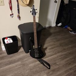Vantage Bass Guitar