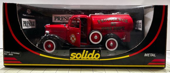 SOLIDO Réf. 8005 FORD CITERNE 1936 FIRE TANKER - PROVIDENCE RI