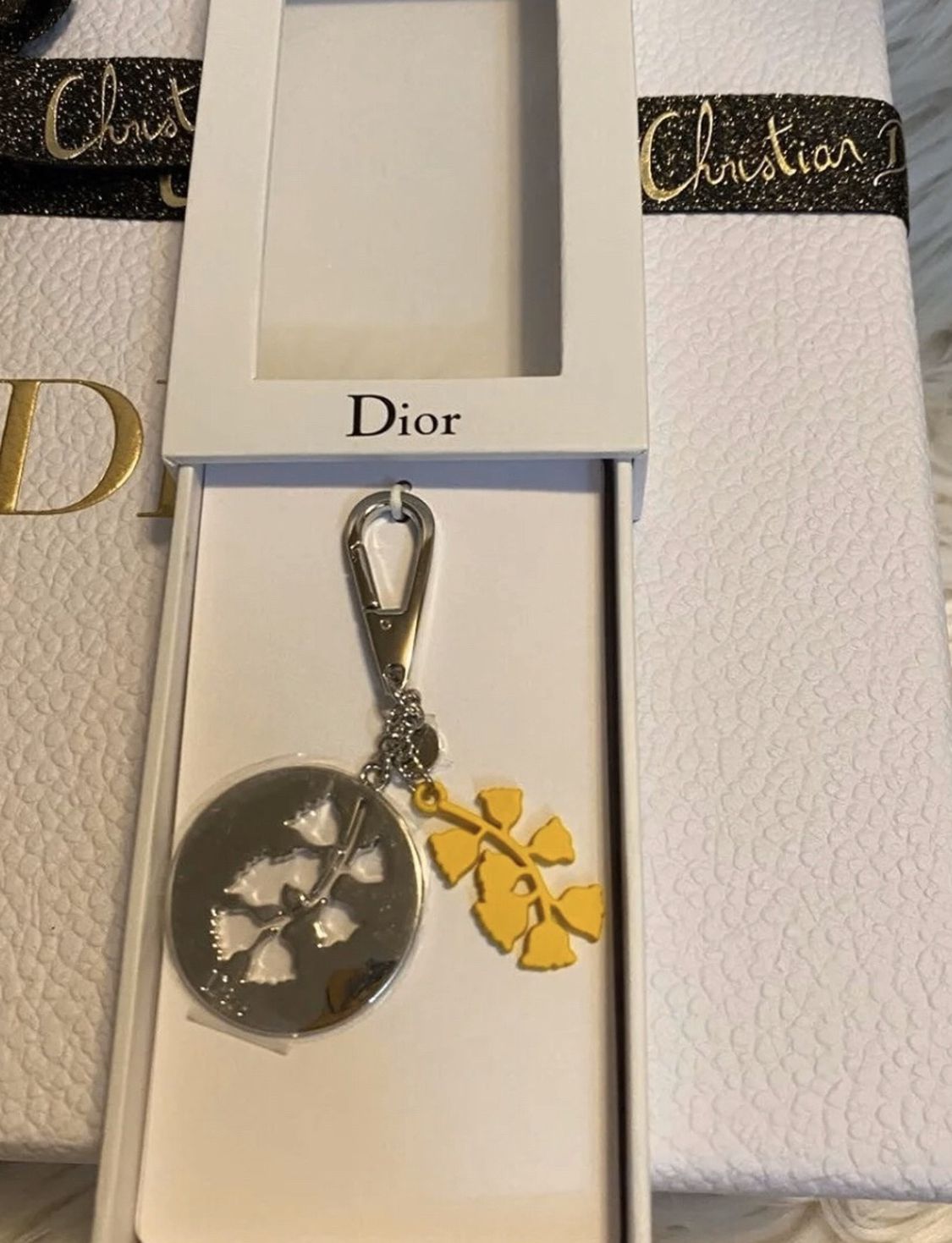NEW Dior Lucky clover keychain bag charm
