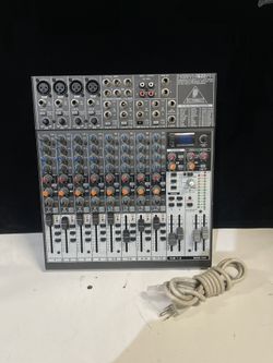 Behringer XENYX 1622FX 16-Channel Mixer W/ Power Cable 
