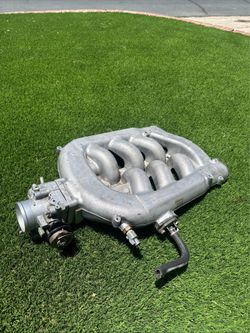 J32 Acura 2001–2003 Acura TL Type-S CL Type-S Upper manifold and throttle body