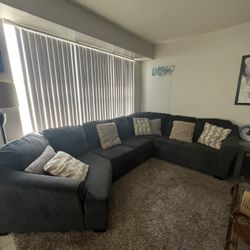 Gray Couch With Pillows