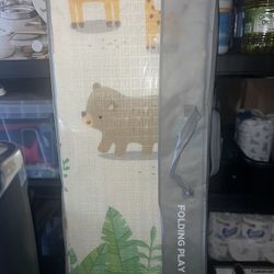 FOLDING PLAY MAT