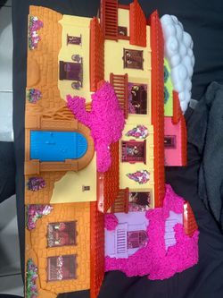 Encanto playhouse