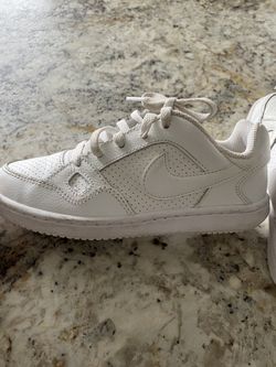 Nike Size 13c kids White