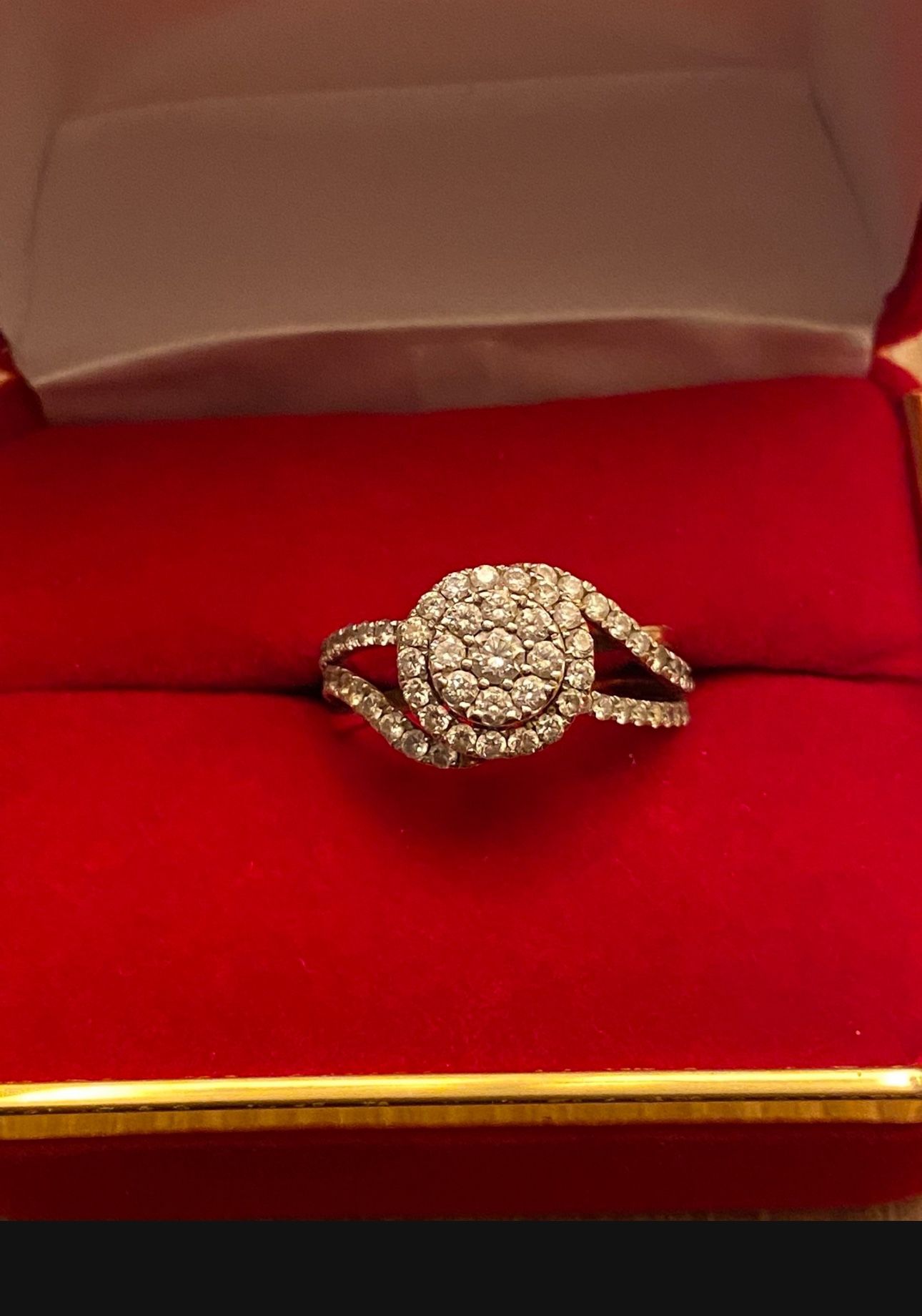 Engagement Ring 14k Gold With Real Diamonds