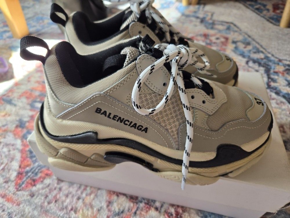 Size 7 (37) - Balenciaga Triple S Sneaker 2018 Beige Grey