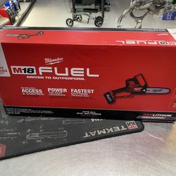 Brand New Sealed Milwaukee M18 Fuel Hatchet 8” Pruning Saw Kit 