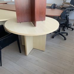 Conference Table Mapke 48” 