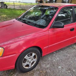 2002 Hyundai Accent GL 4 Doors 