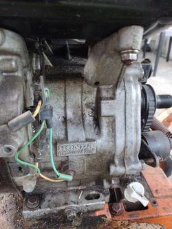 Rotatiller  , Honda 8 HP Engine 25$