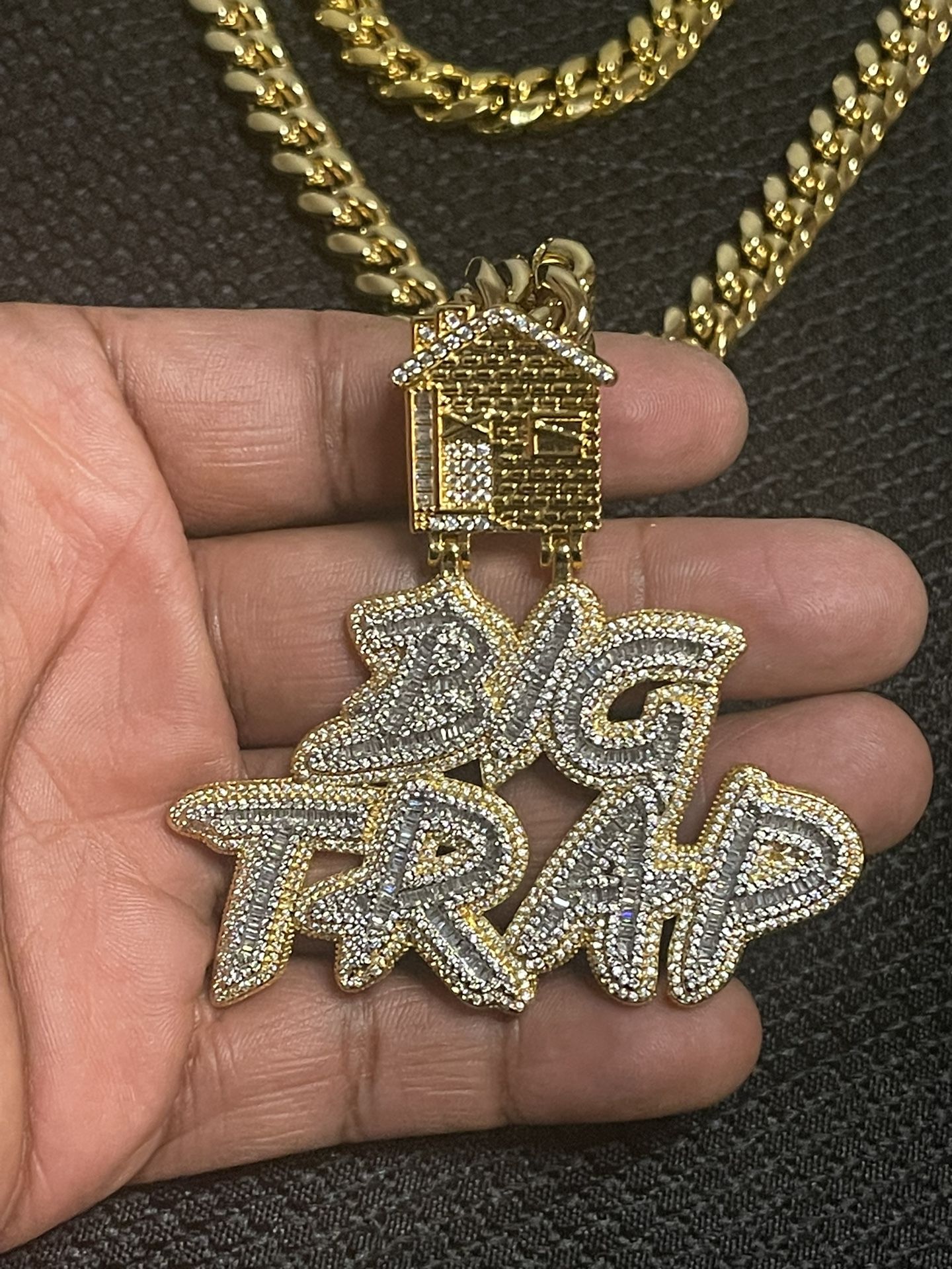 Trap House Necklace Set