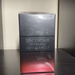 Spice Bomb cologne   
