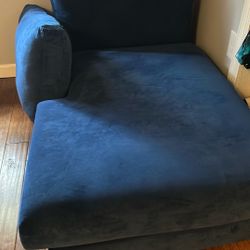 Love Chair/couch 