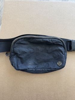 Lululemon Everywhere Belt Bag Black
