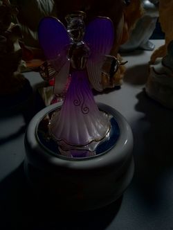 Fairy porcelain musical 24kt
