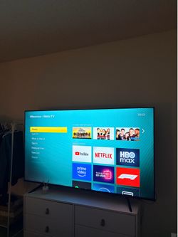 75” Hisense Roku  Smart Tv