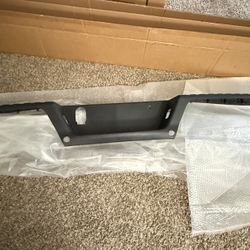 info 2015-2019 Ford F150 Pickup w/ Sensor Hole and Hitch Rear Bumper Center...