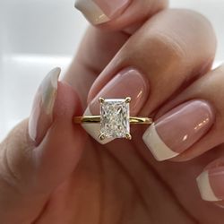 Brand New Yellow Gold Over Sterling Silver 925 Engagement Ring With 2Ct Radiant Cut CZ Simulated Diamond.