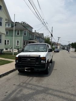 2009 Ford E-150