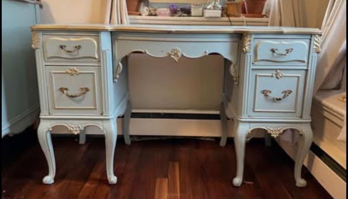 Vanity, Dresser, And Mirror