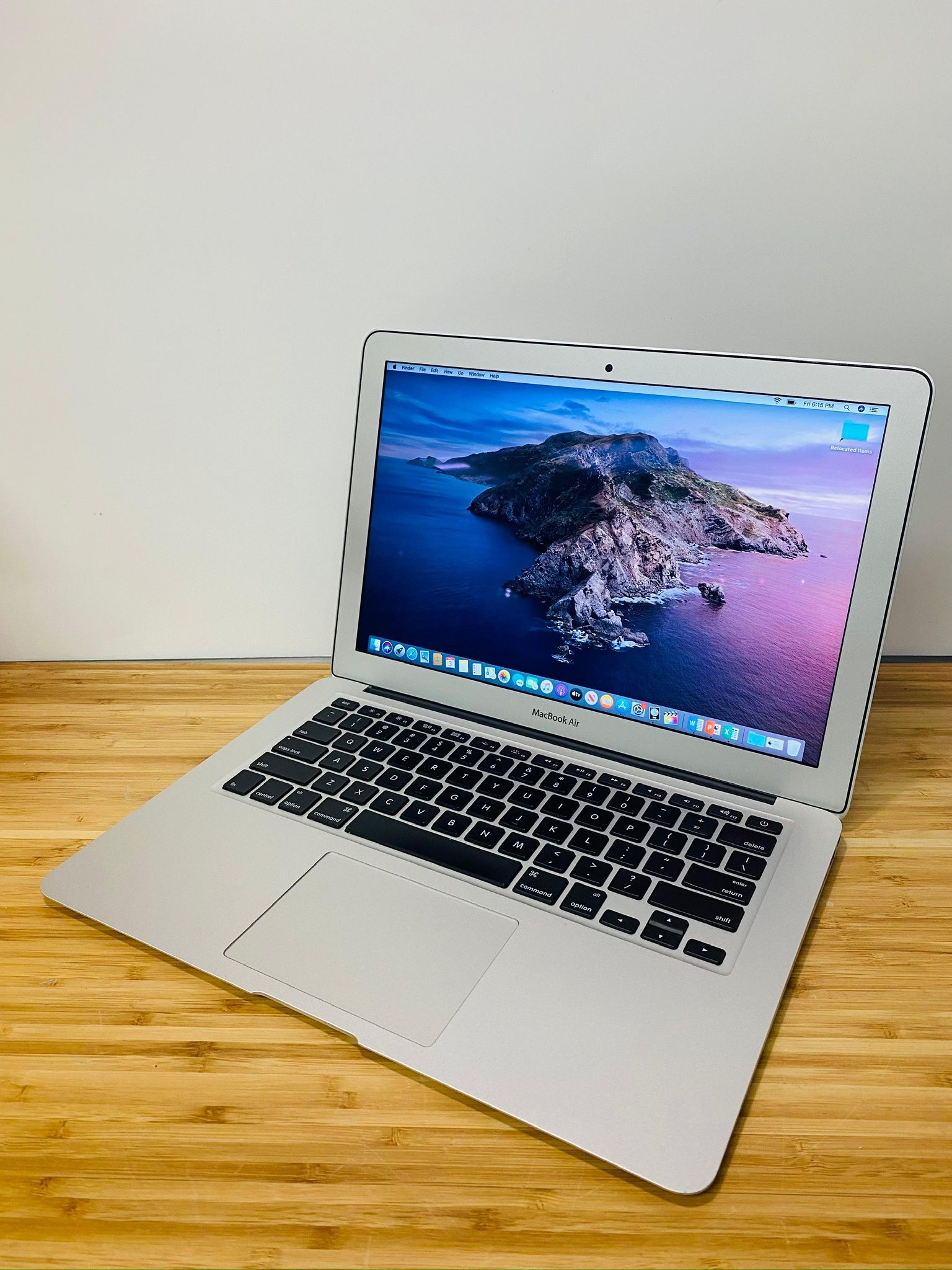 MacBook Air 13” Laptop Apple🍎Intel Core i7/8GB RAM/256GB⚡️Microsoft Office Word Excel,Logic,Final Cut💻 1 Yr Wrnty✅ $0Down Finance Available