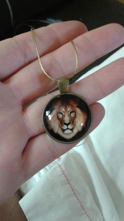 Lion pendant w/ gold chain