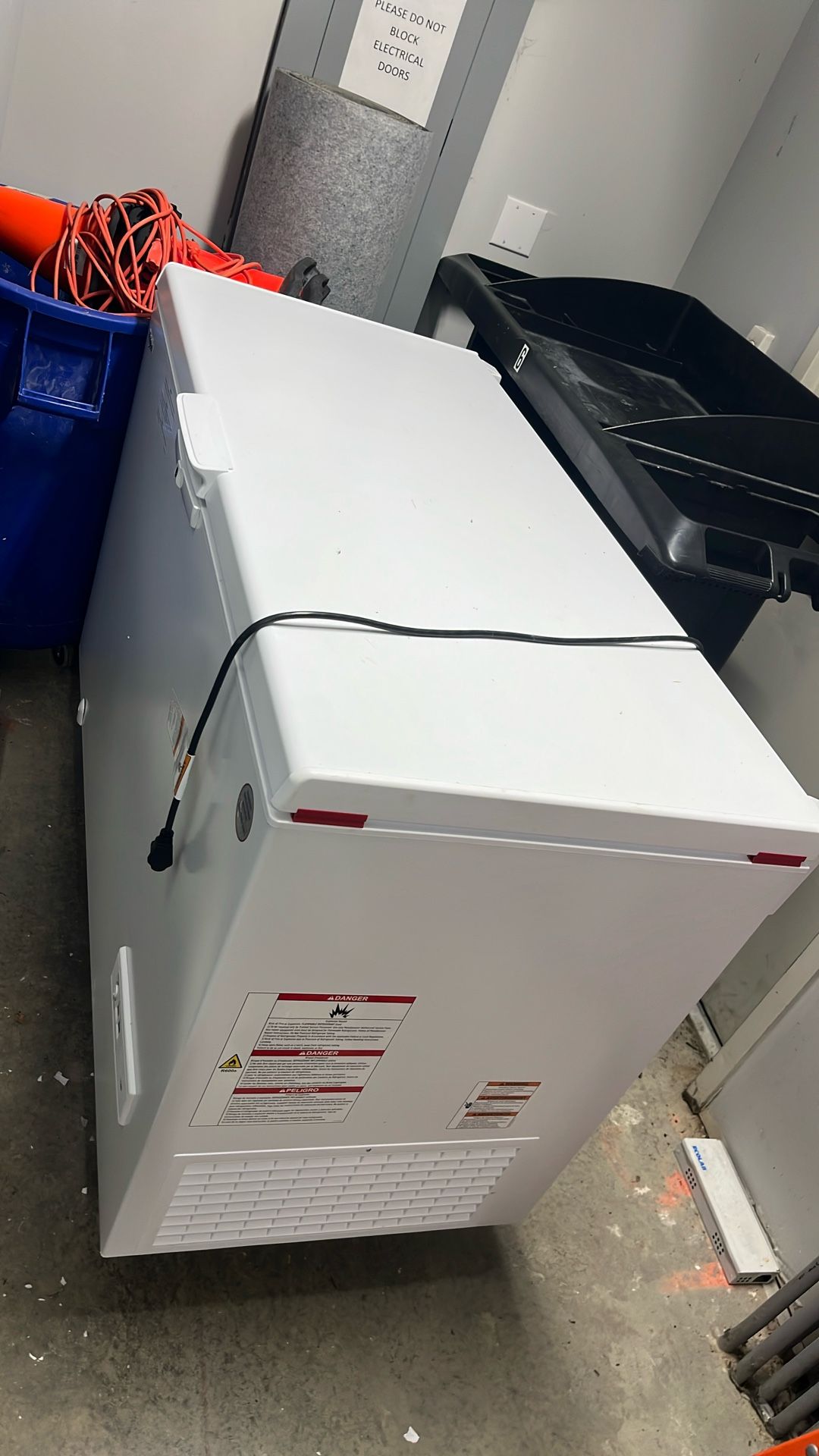 Whirlpool Deep Freezer New