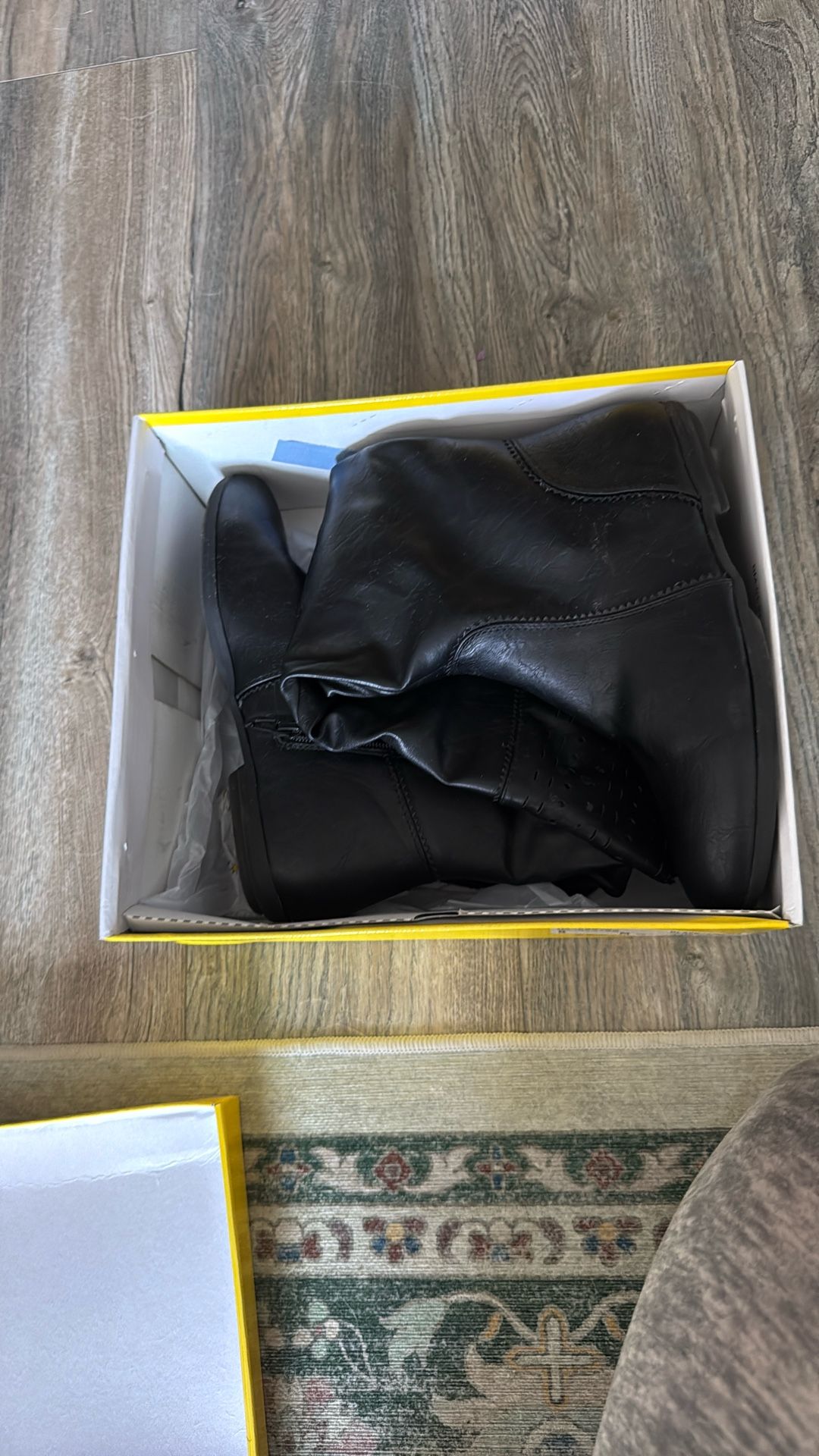 Women Flat Knee Boots Size 8