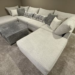 MUST GO NOW SOFAS SECTIONALS AND MORE! HUGE DISCOUNTS!