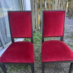 2 Chairs 