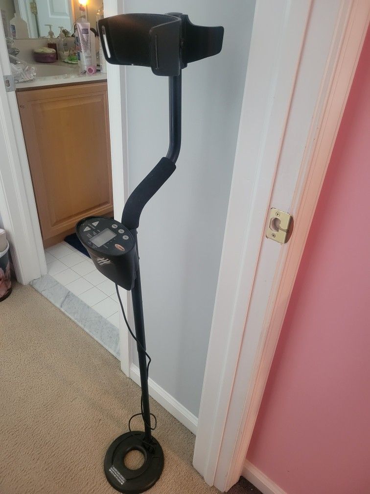 Metal Detector – Battery Powered, Lightly Used – $80