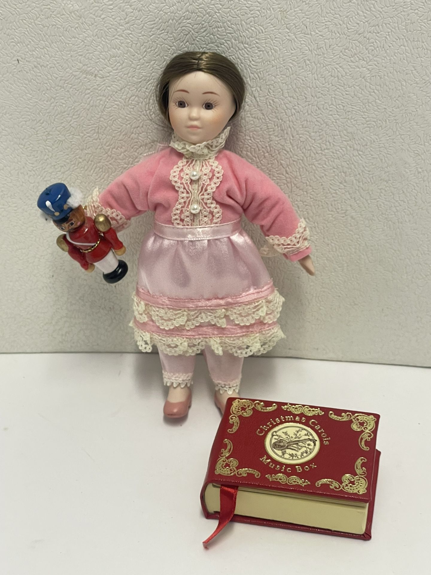 American Girl Samantha’s Clara Doll Nutcracker & Christmas Music Box Pleasant Co