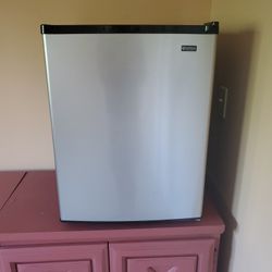 Kenmore Refrigerator 