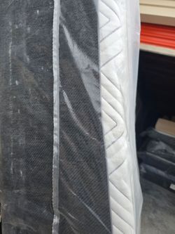 King size colchon  and Boxpring free Delivery