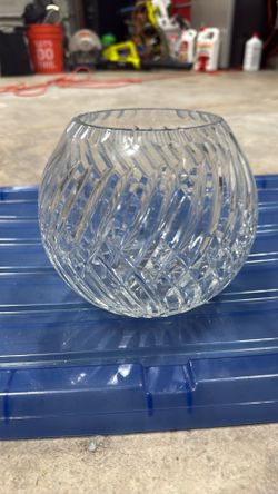 CONTEMPORARY DESIGN ROSE BOWL VASE
