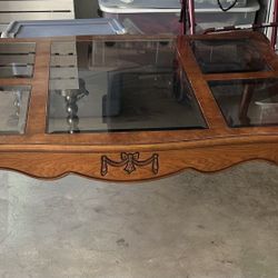 Middle Coffee Table 
