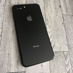iPhone  8 Plus (64GB)UNLOCKED /DESBLOQUEADO For All Carriers 